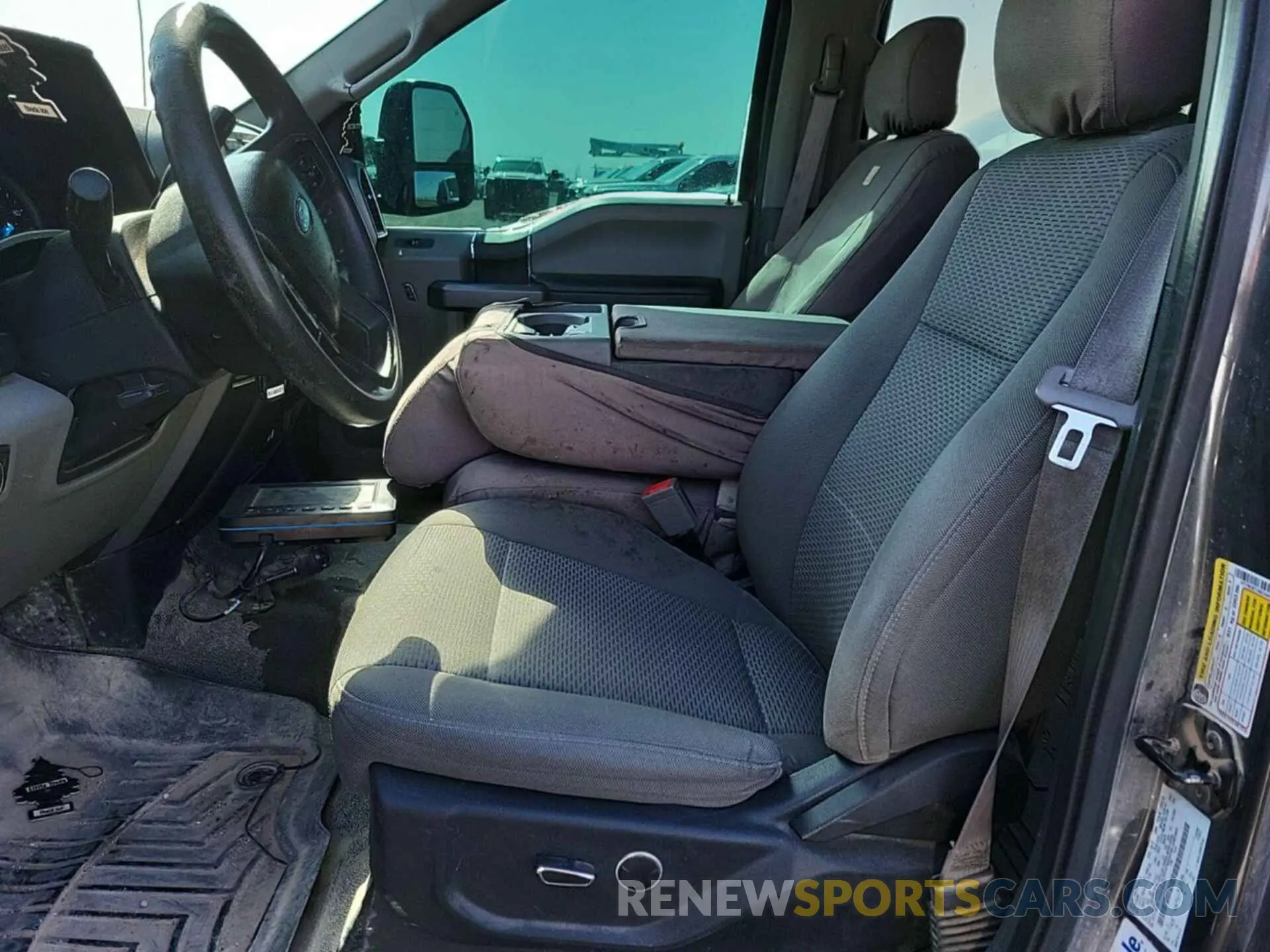 15 Photograph of a damaged car 1FT7W2BT1KEC50451 FORD F250 2019