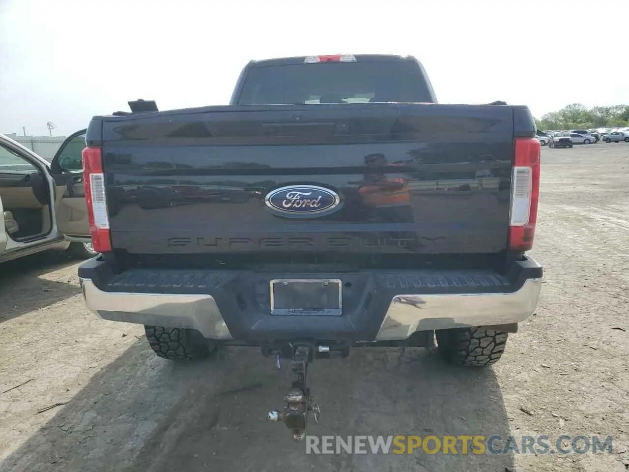 6 Photograph of a damaged car 1FT7W2BT1KED27724 FORD F250 2019