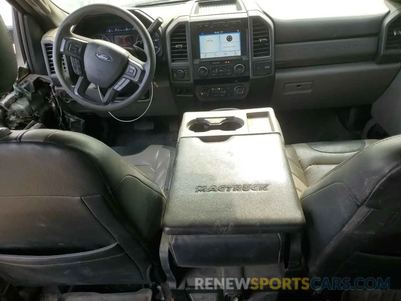 8 Photograph of a damaged car 1FT7W2BT1KED27724 FORD F250 2019