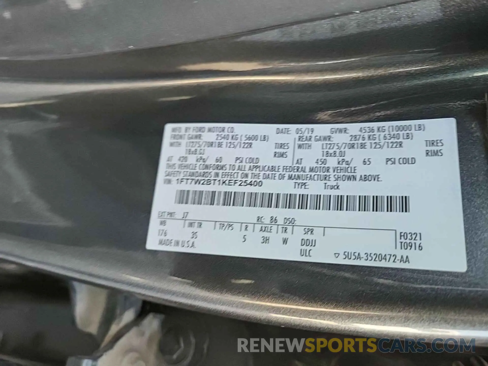 13 Photograph of a damaged car 1FT7W2BT1KEF25400 FORD F250 2019