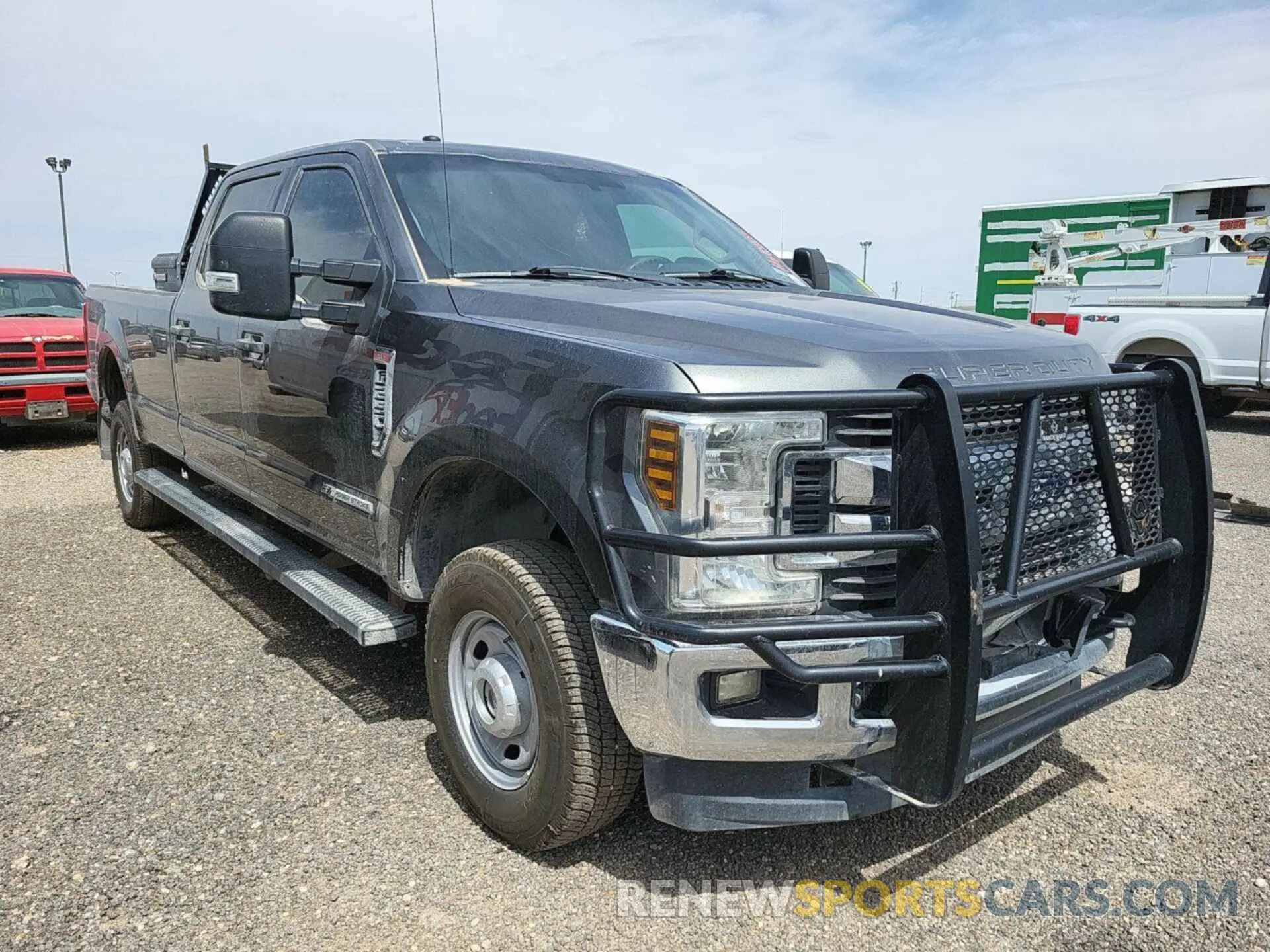 16 Photograph of a damaged car 1FT7W2BT1KEF25400 FORD F250 2019