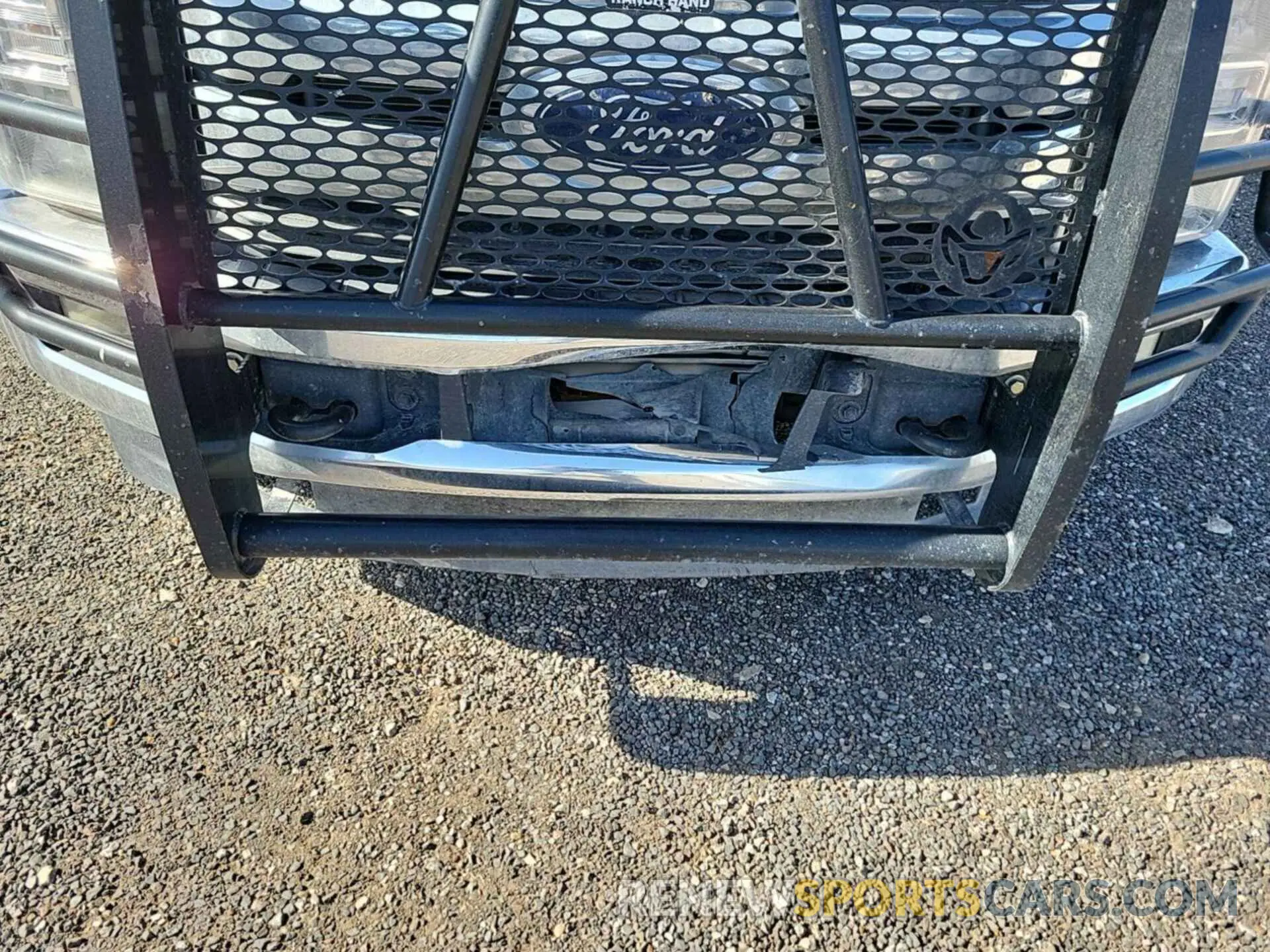 25 Photograph of a damaged car 1FT7W2BT1KEF25400 FORD F250 2019