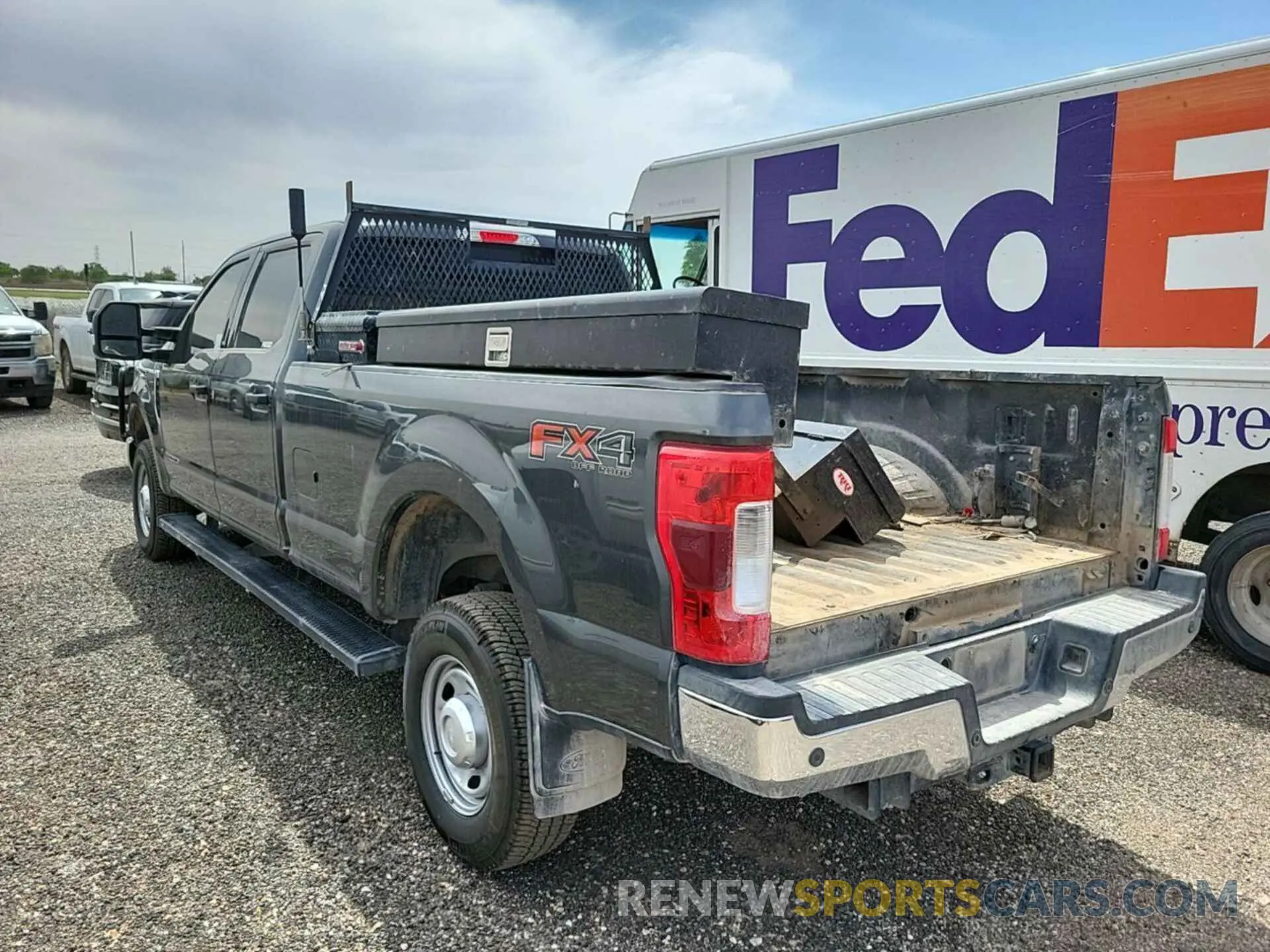 7 Photograph of a damaged car 1FT7W2BT1KEF25400 FORD F250 2019