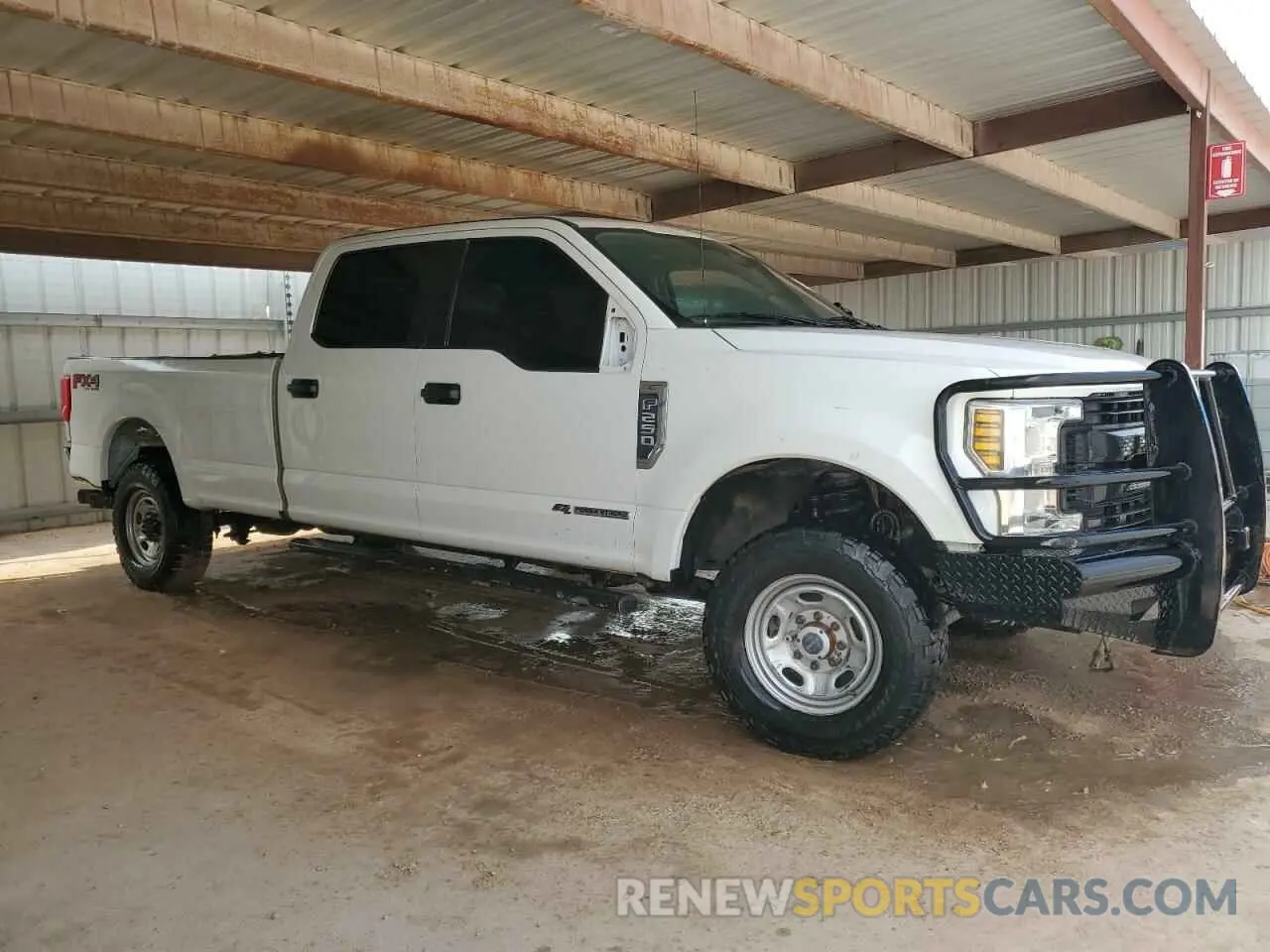 4 Photograph of a damaged car 1FT7W2BT1KEG06686 FORD F250 2019