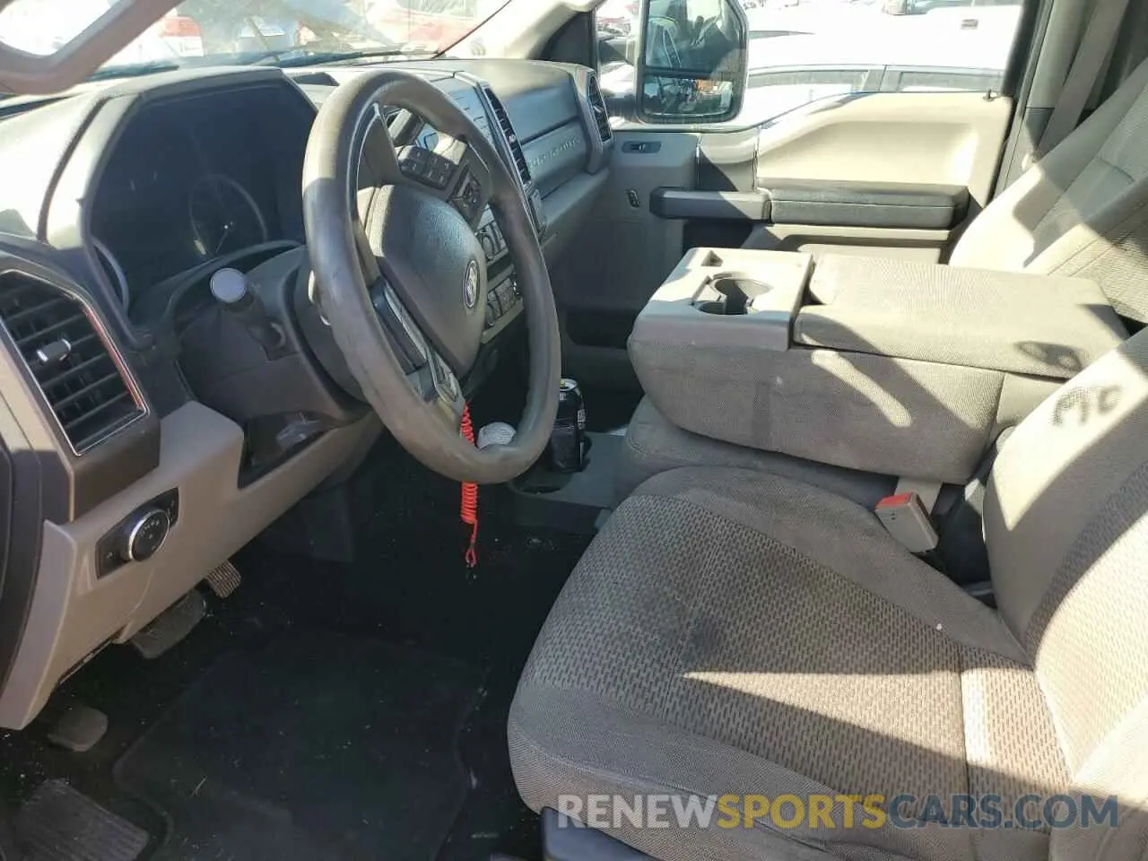 7 Photograph of a damaged car 1FT7W2BT2KEC40480 FORD F250 2019