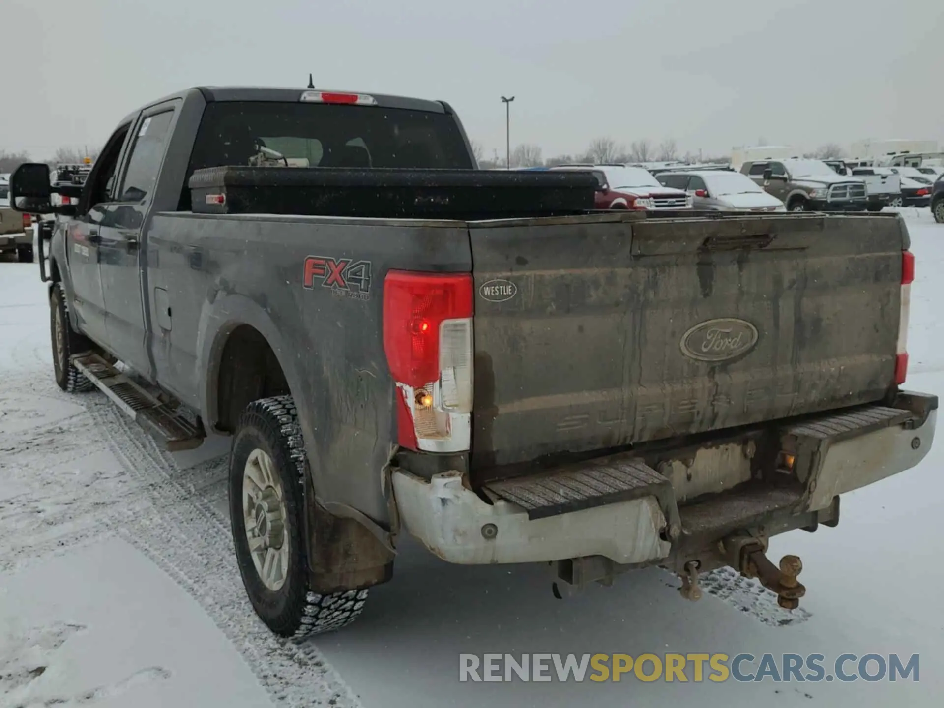 11 Photograph of a damaged car 1FT7W2BT3KEC61743 FORD F250 2019