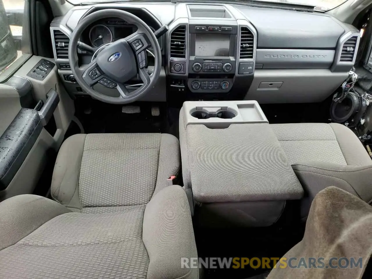 8 Photograph of a damaged car 1FT7W2BT3KEC71723 FORD F250 2019