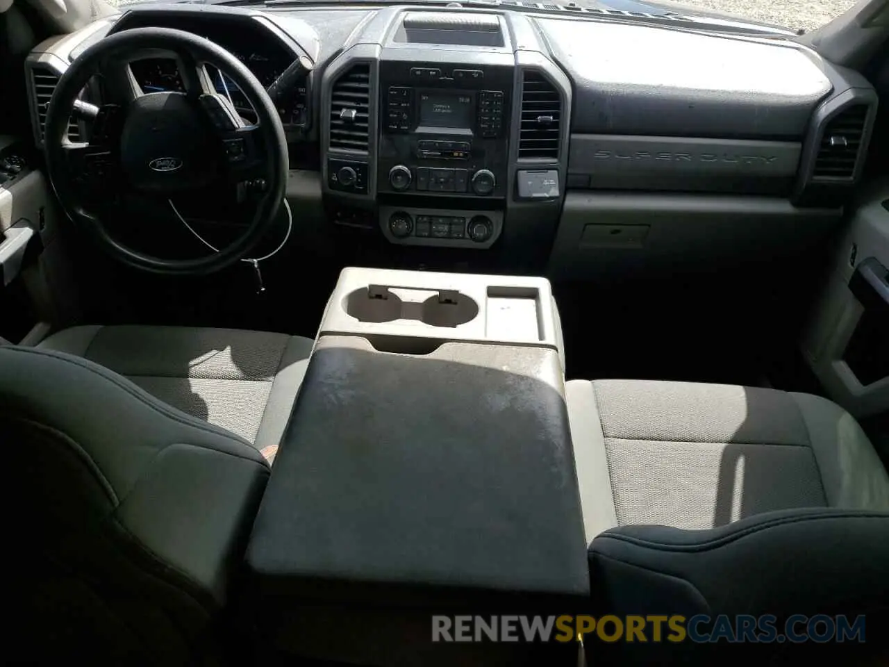 8 Photograph of a damaged car 1FT7W2BT3KEF12745 FORD F250 2019