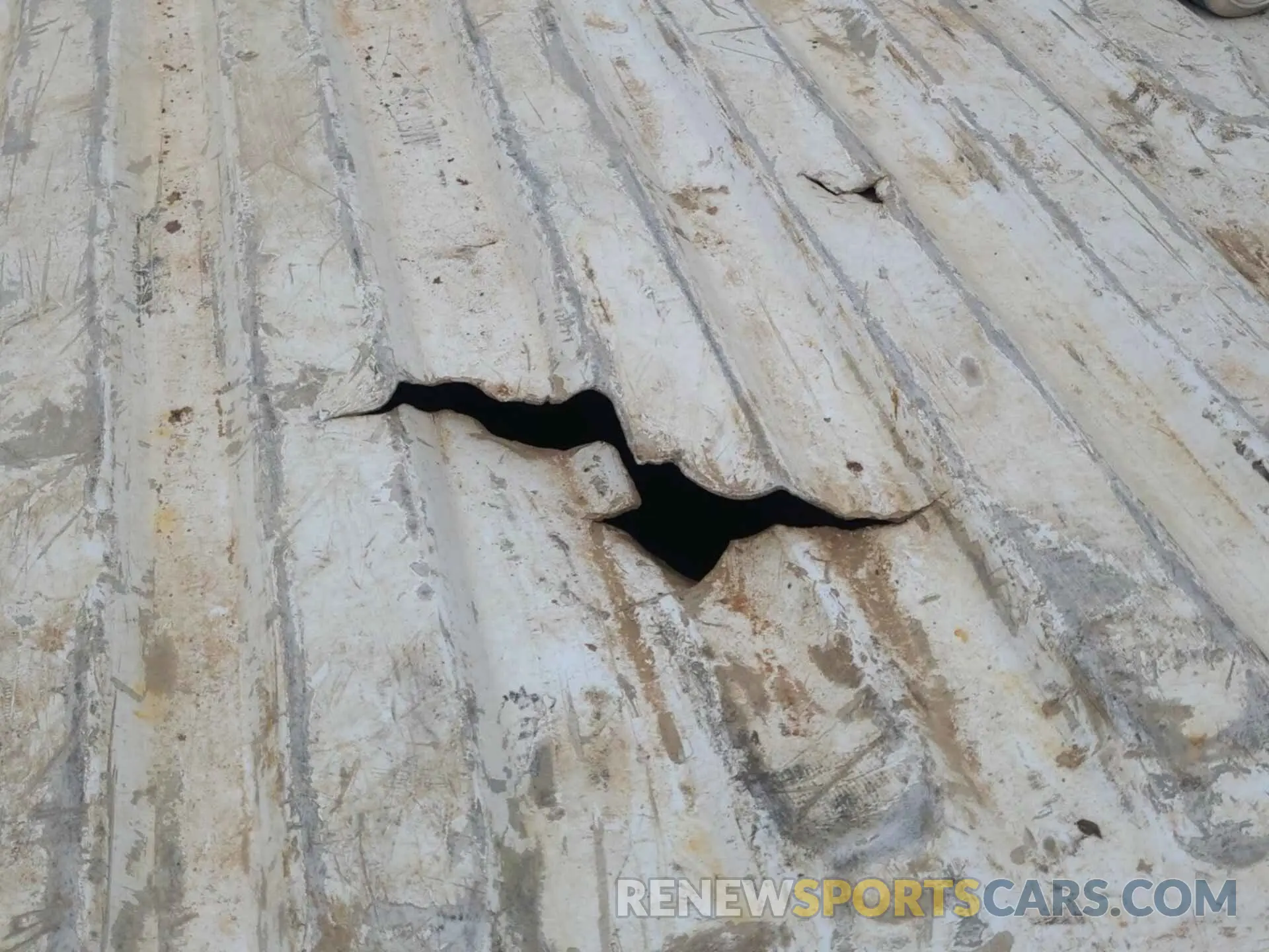 31 Photograph of a damaged car 1FT7W2BT4KEC45387 FORD F250 2019