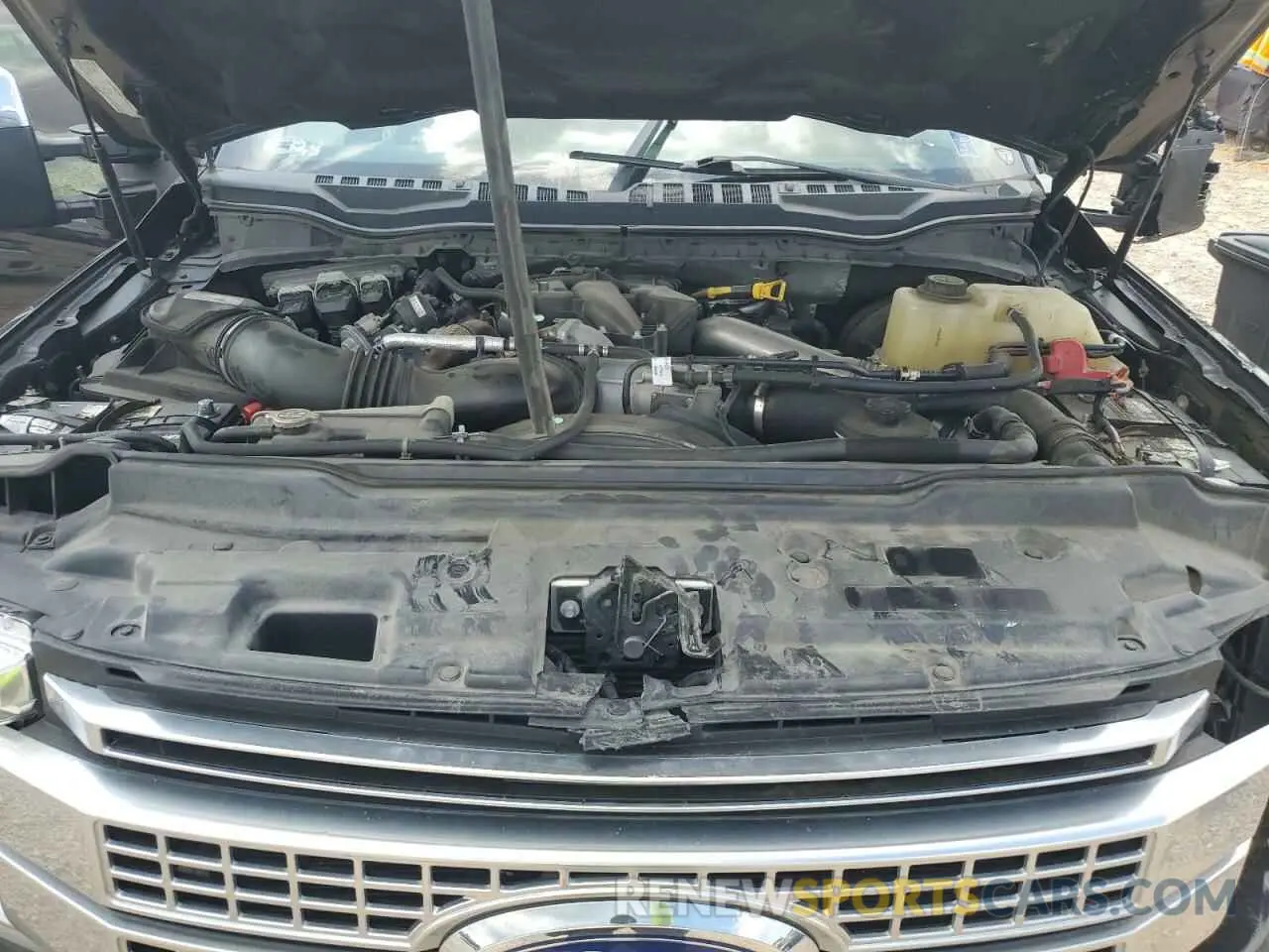 11 Photograph of a damaged car 1FT7W2BT4KEC57796 FORD F250 2019