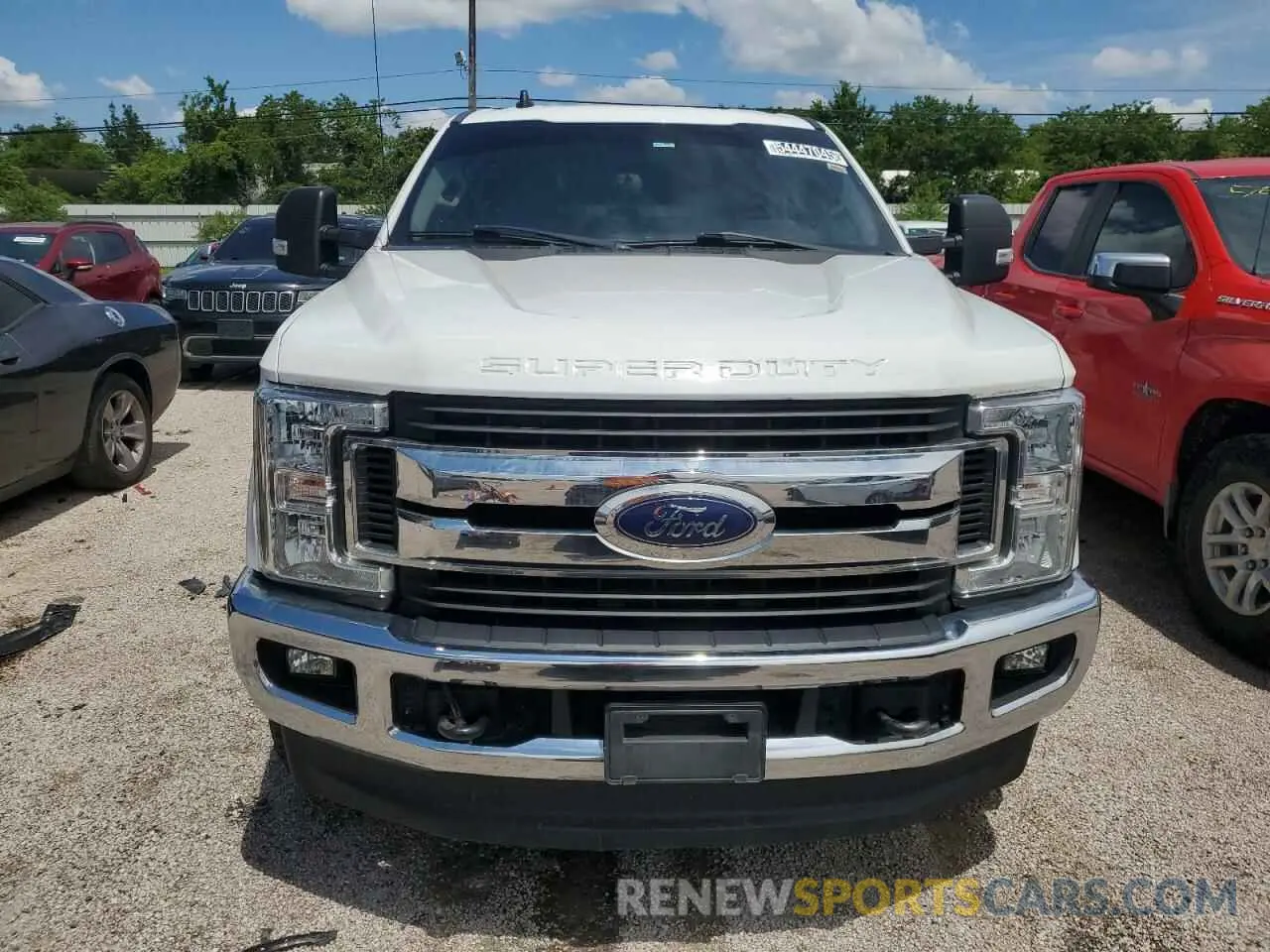 5 Photograph of a damaged car 1FT7W2BT4KEE23041 FORD F250 2019
