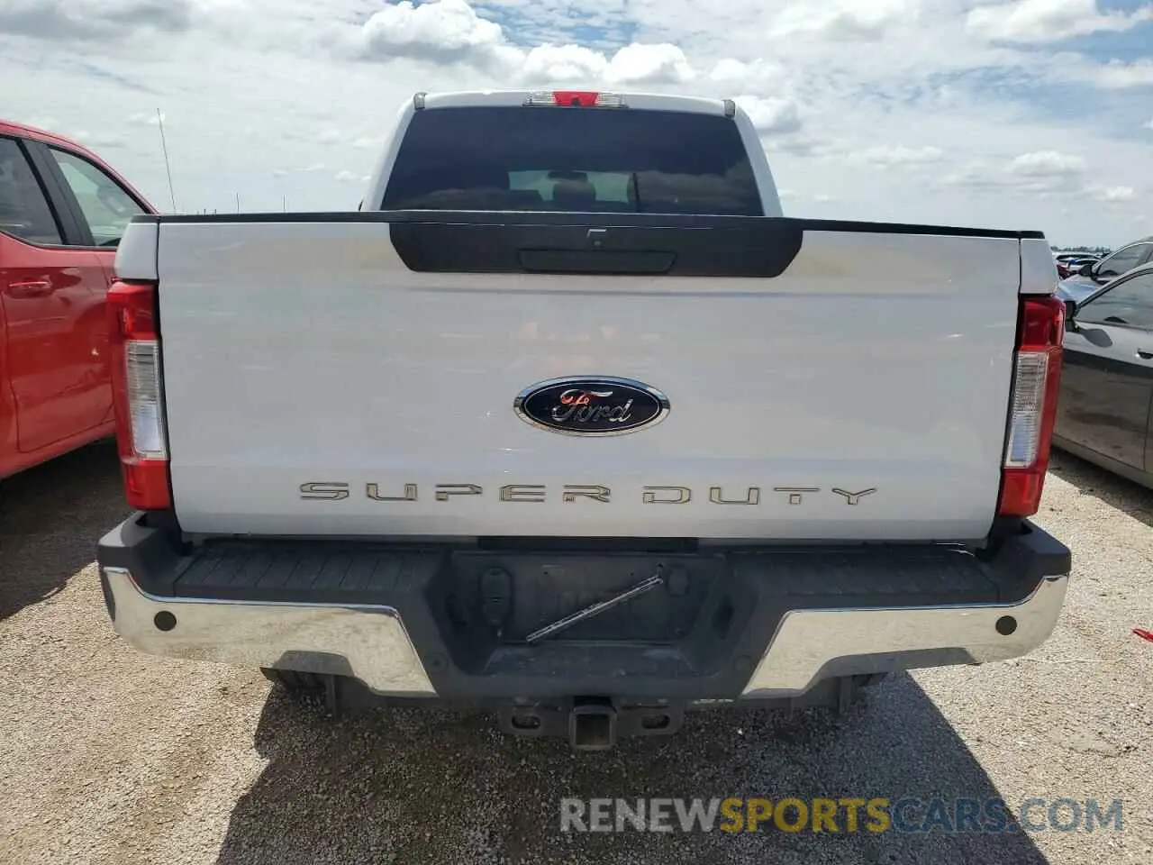 6 Photograph of a damaged car 1FT7W2BT4KEE23041 FORD F250 2019