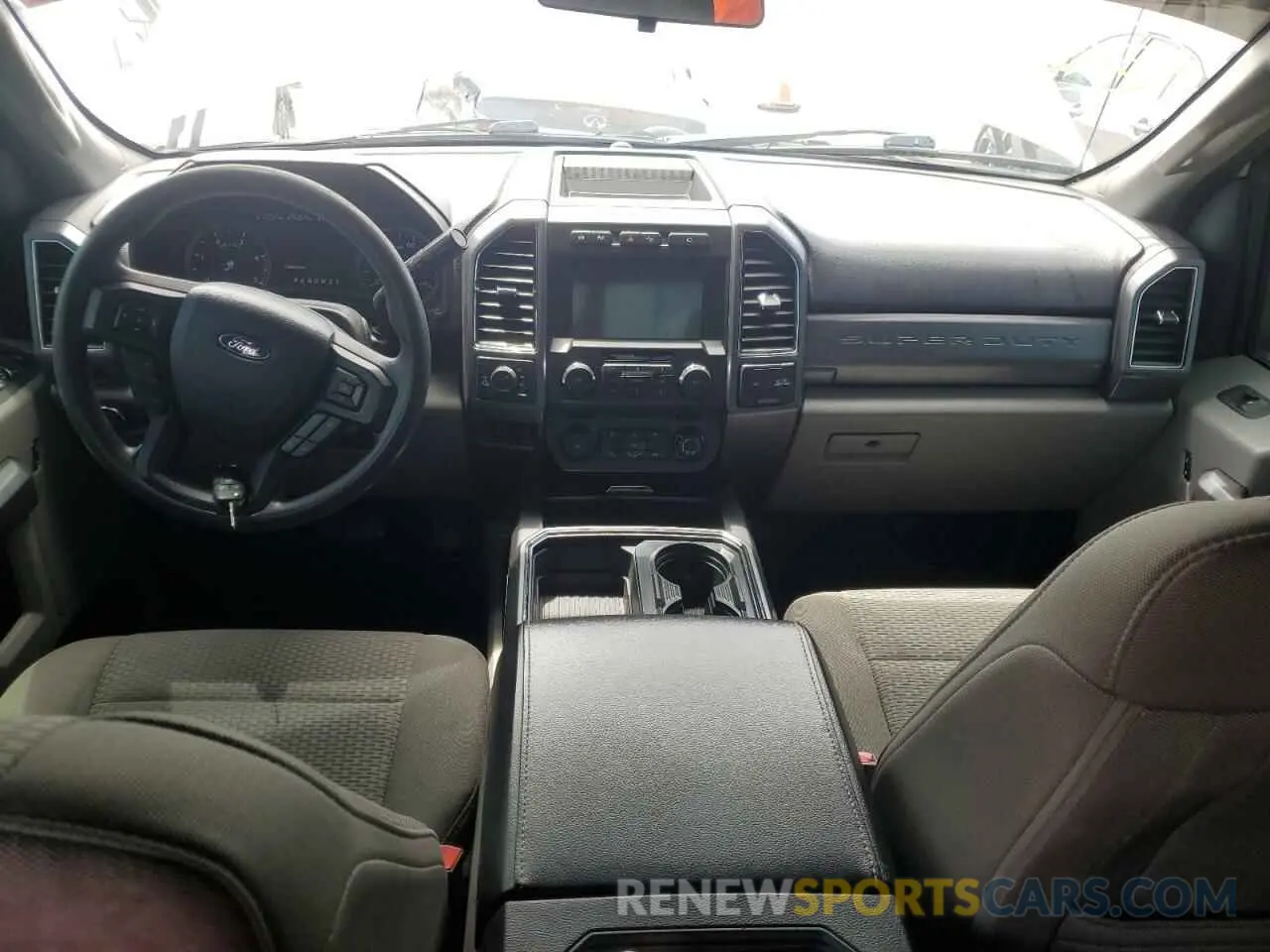 8 Photograph of a damaged car 1FT7W2BT4KEE23041 FORD F250 2019