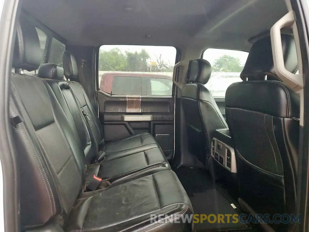 10 Photograph of a damaged car 1FT7W2BT4KEF28520 FORD F250 2019