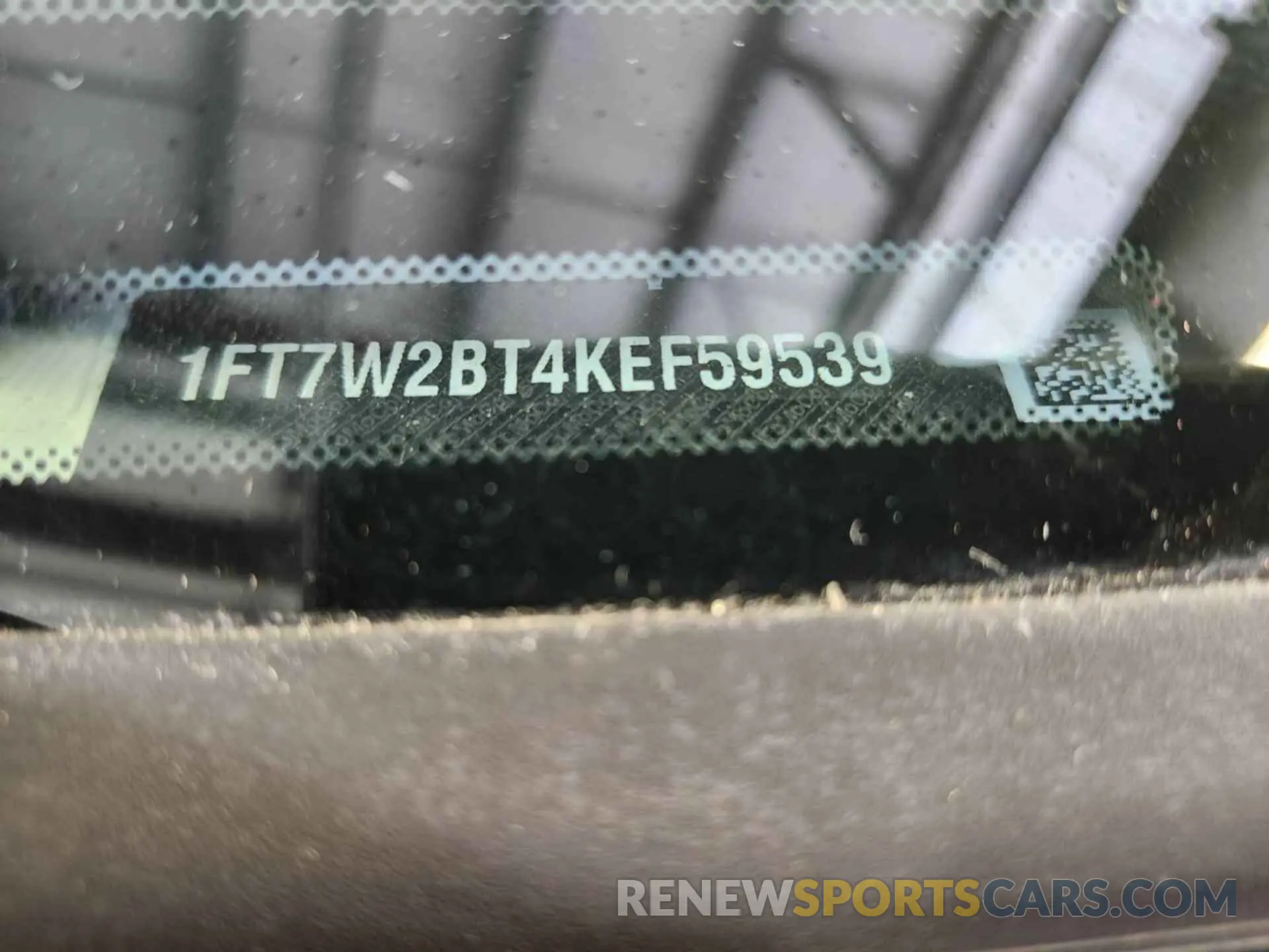 14 Photograph of a damaged car 1FT7W2BT4KEF59539 FORD F250 2019