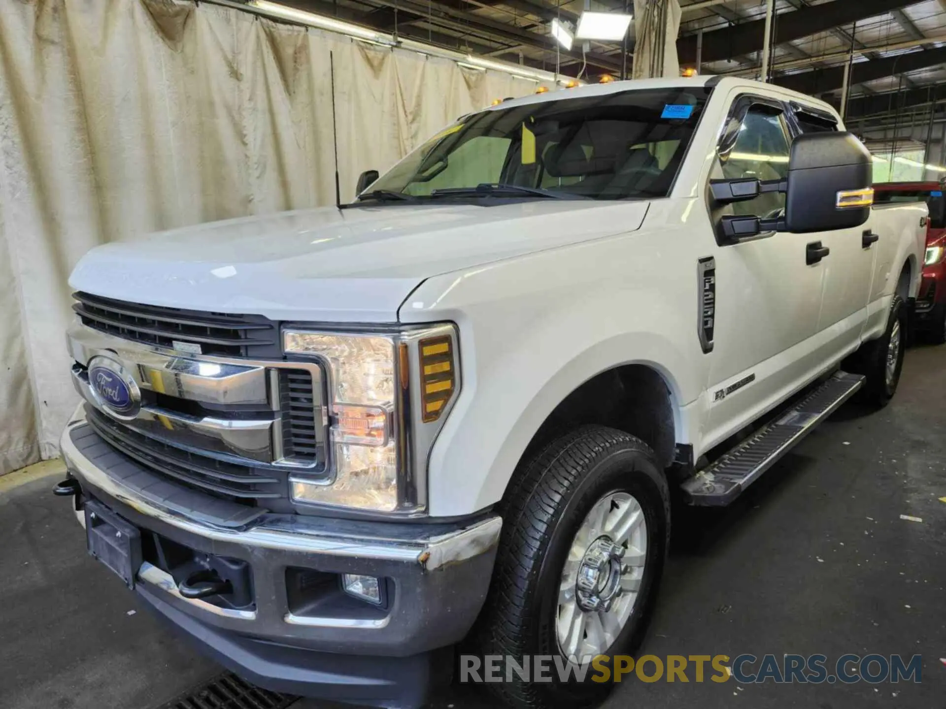 4 Photograph of a damaged car 1FT7W2BT4KEF59539 FORD F250 2019
