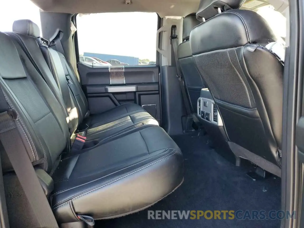 10 Photograph of a damaged car 1FT7W2BT4KEF92525 FORD F250 2019