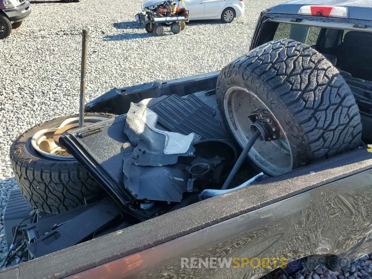 12 Photograph of a damaged car 1FT7W2BT4KEF92525 FORD F250 2019