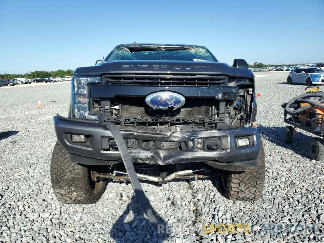 5 Photograph of a damaged car 1FT7W2BT4KEF92525 FORD F250 2019