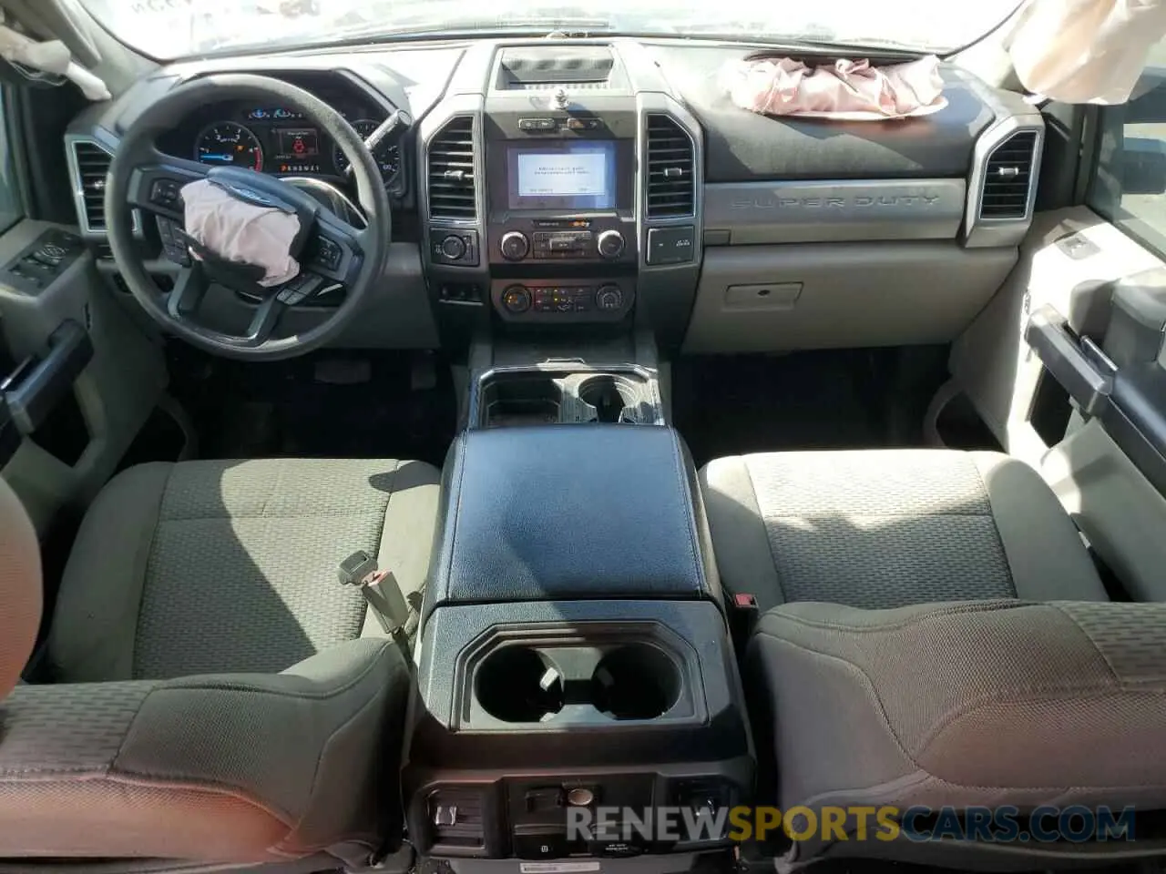 8 Photograph of a damaged car 1FT7W2BT4KEG75386 FORD F250 2019
