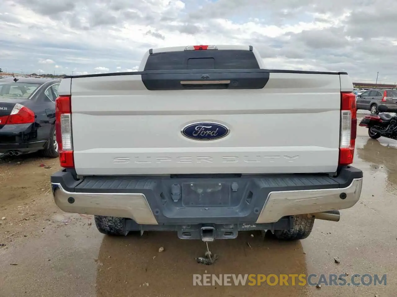 6 Photograph of a damaged car 1FT7W2BT5KEE40687 FORD F250 2019