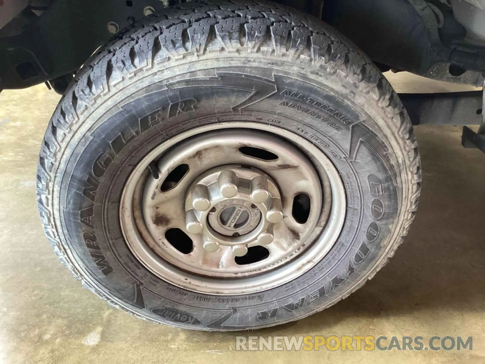 16 Photograph of a damaged car 1FT7W2BT5KEF57380 FORD F250 2019
