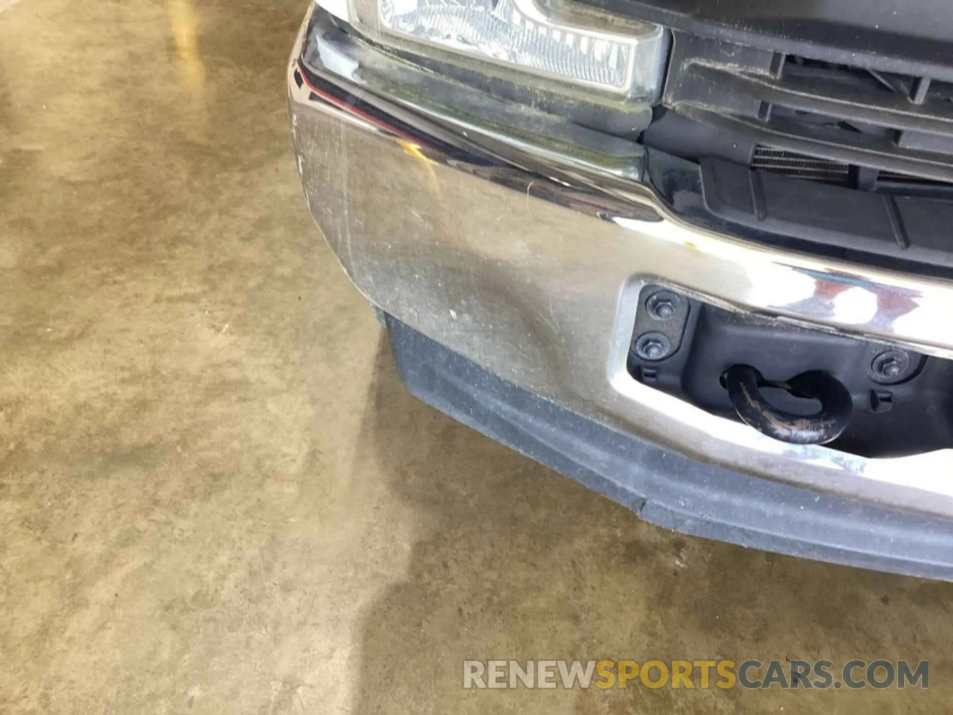 28 Photograph of a damaged car 1FT7W2BT5KEF57380 FORD F250 2019