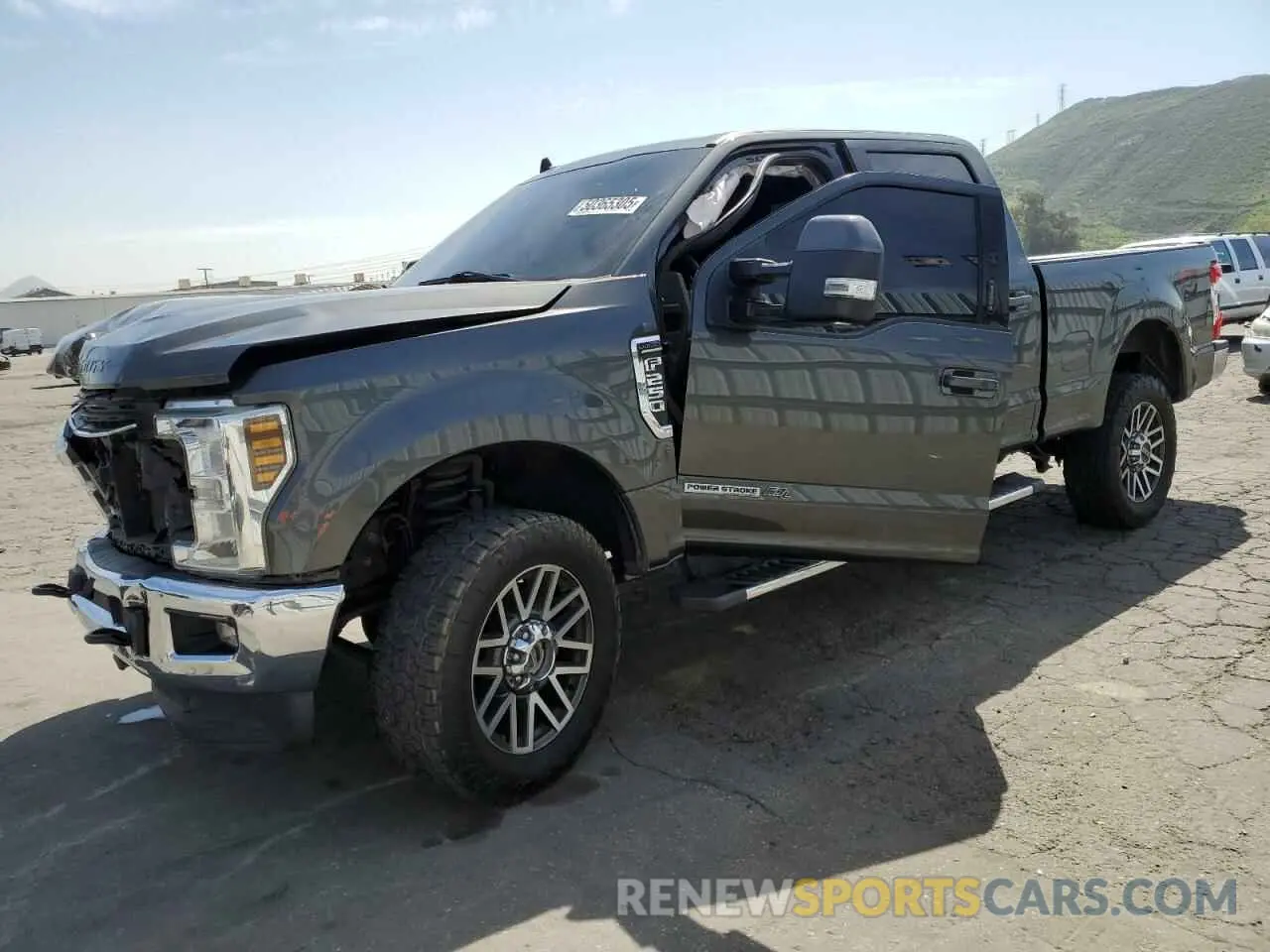 1 Photograph of a damaged car 1FT7W2BT5KEF93683 FORD F250 2019