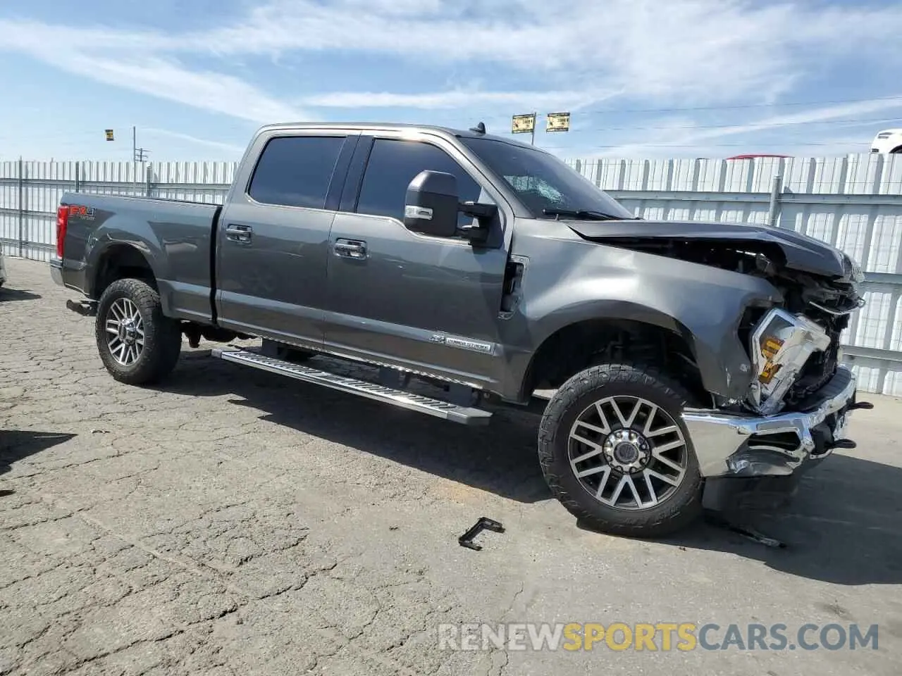 4 Photograph of a damaged car 1FT7W2BT5KEF93683 FORD F250 2019