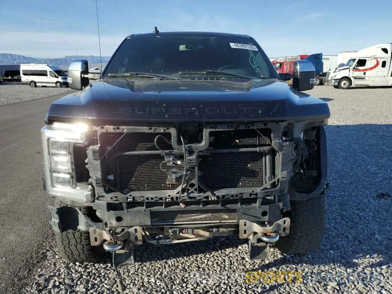 5 Photograph of a damaged car 1FT7W2BT6KED37598 FORD F250 2019
