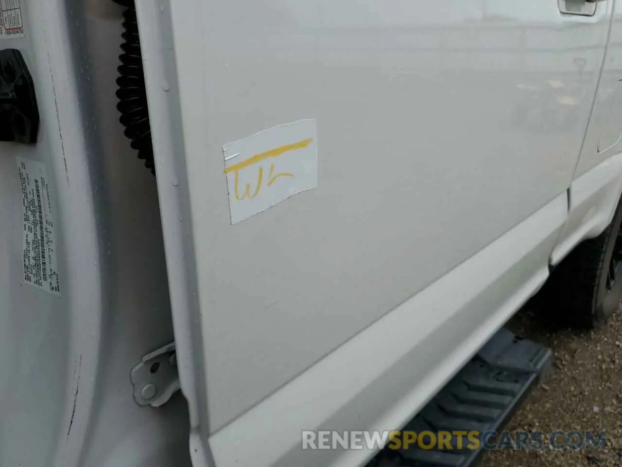 12 Photograph of a damaged car 1FT7W2BT6KEE53285 FORD F250 2019