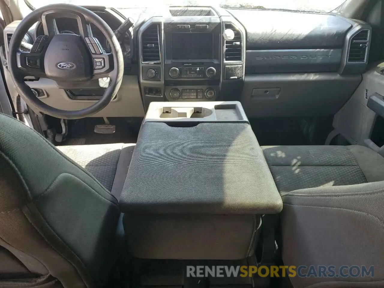 8 Photograph of a damaged car 1FT7W2BT6KEF80263 FORD F250 2019