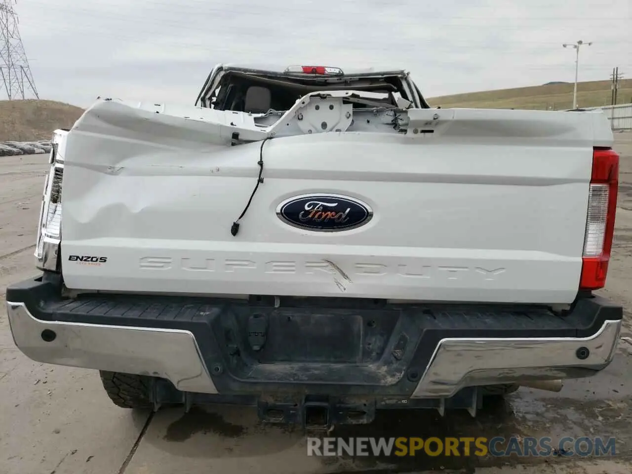 6 Photograph of a damaged car 1FT7W2BT6KEG16517 FORD F250 2019