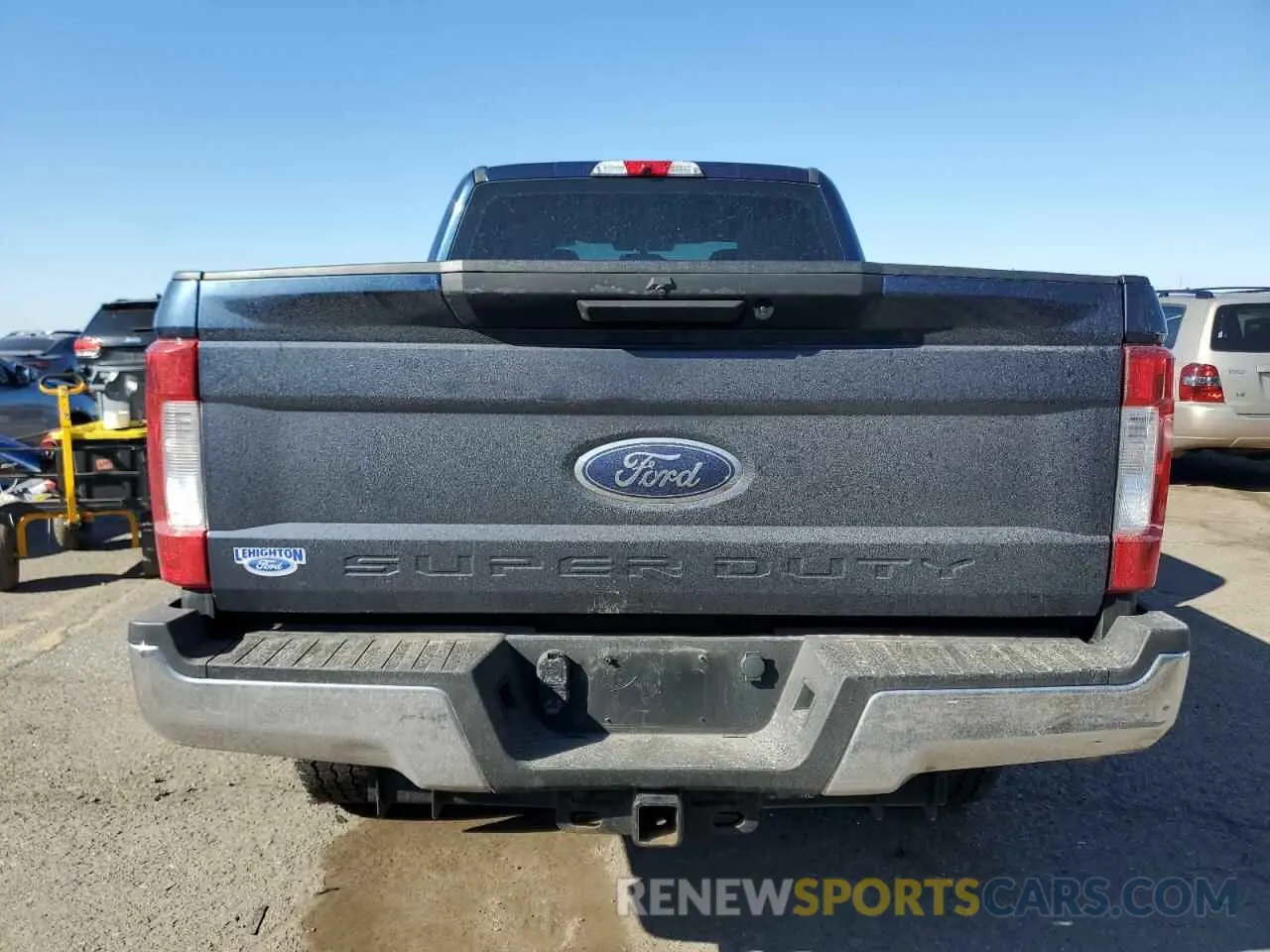 6 Photograph of a damaged car 1FT7W2BT6KEG20292 FORD F250 2019