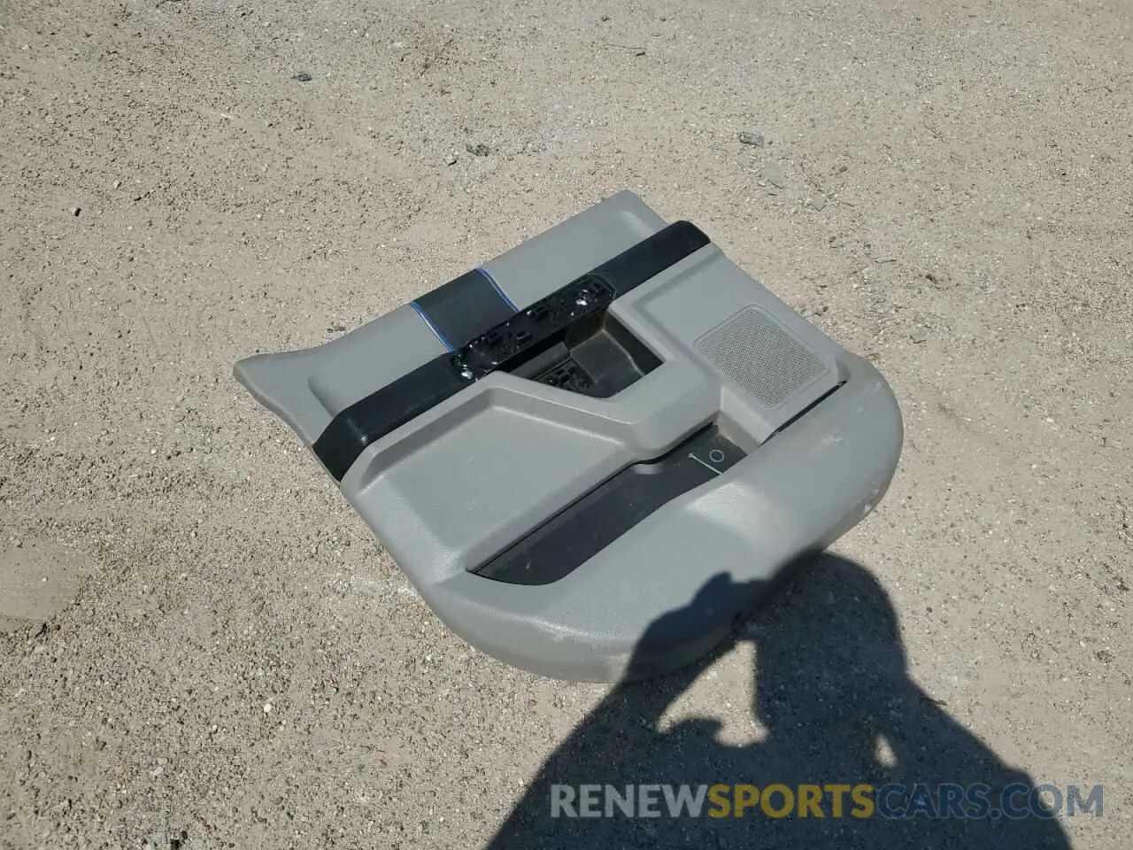 12 Photograph of a damaged car 1FT7W2BT6KEG30692 FORD F250 2019