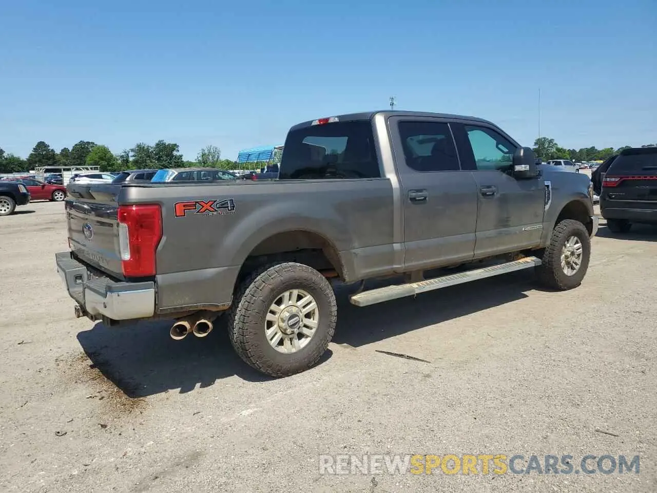 3 Photograph of a damaged car 1FT7W2BT6KEG30692 FORD F250 2019