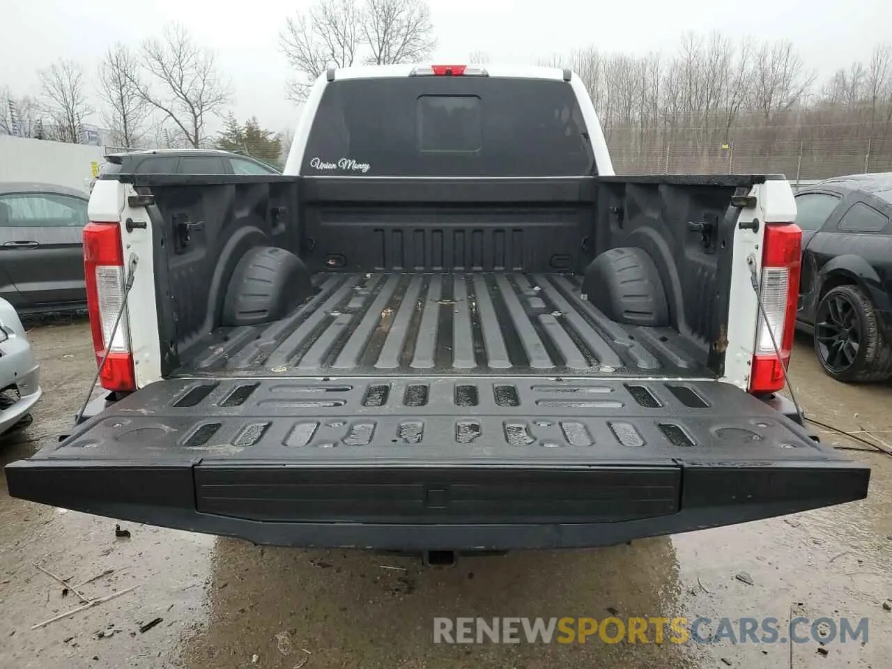 6 Photograph of a damaged car 1FT7W2BT7KEF69112 FORD F250 2019