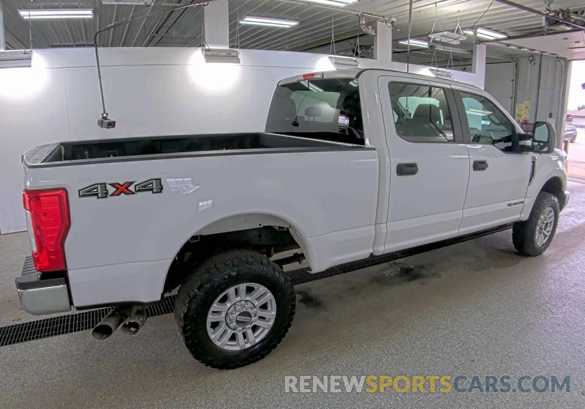 2 Photograph of a damaged car 1FT7W2BT7KEG47968 FORD F250 2019