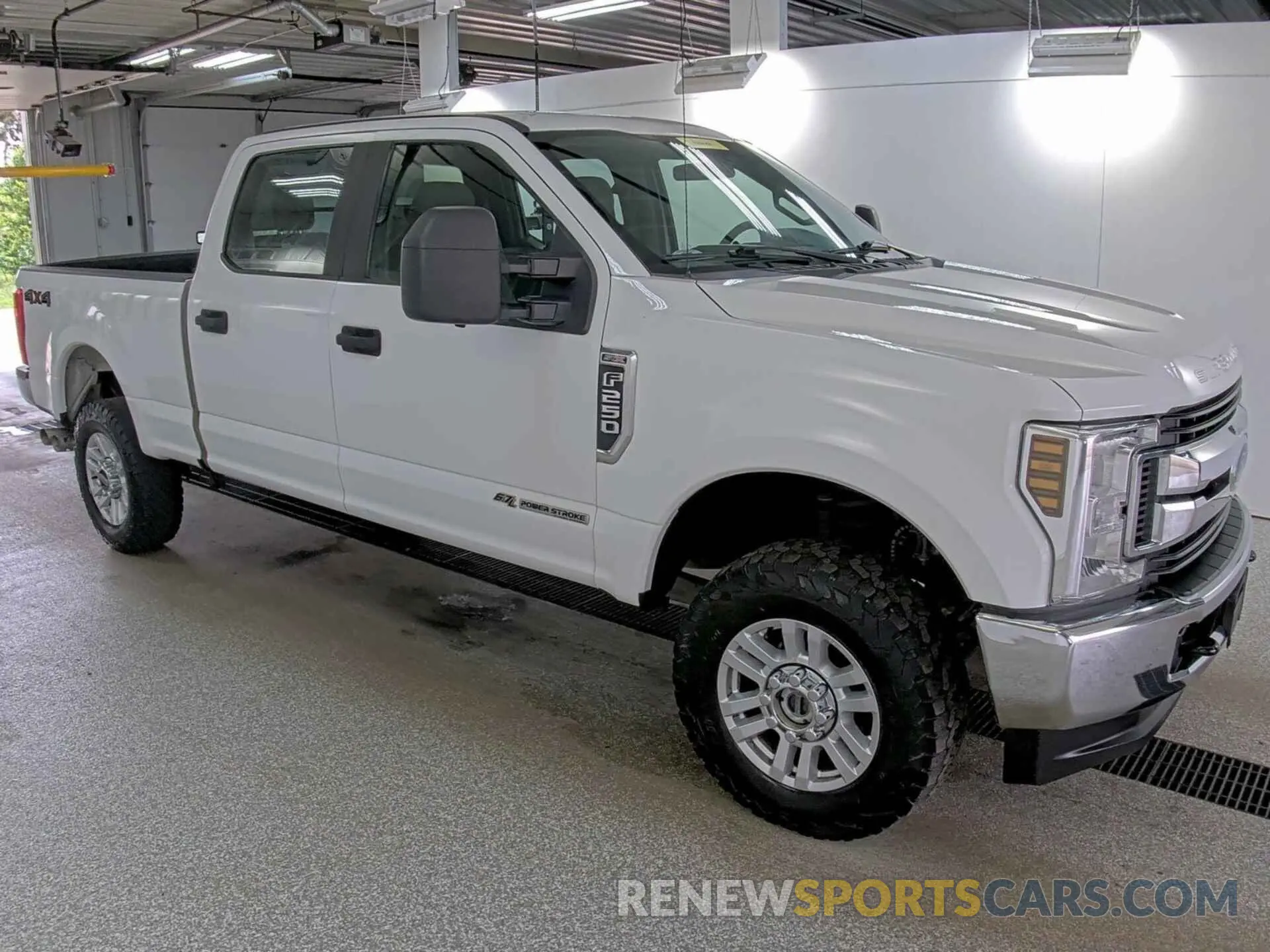 28 Photograph of a damaged car 1FT7W2BT7KEG47968 FORD F250 2019