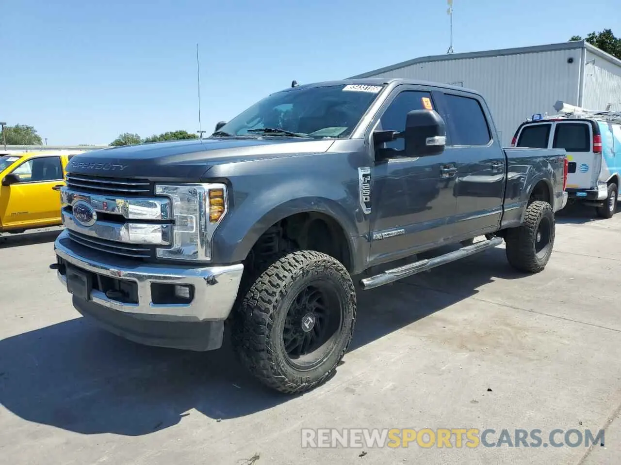 1 Photograph of a damaged car 1FT7W2BT8KEG47302 FORD F250 2019