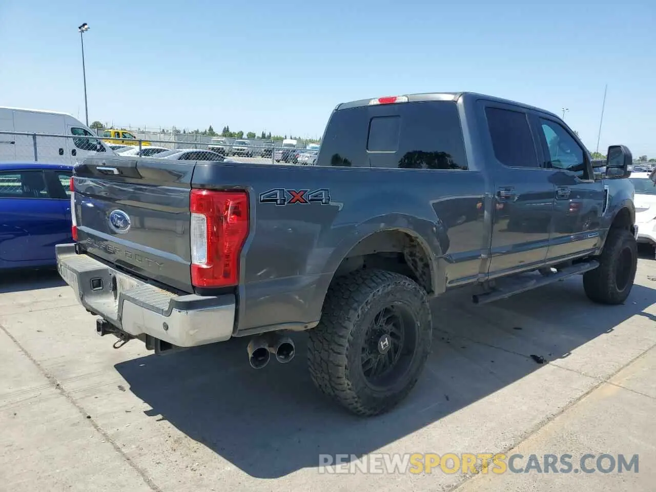3 Photograph of a damaged car 1FT7W2BT8KEG47302 FORD F250 2019