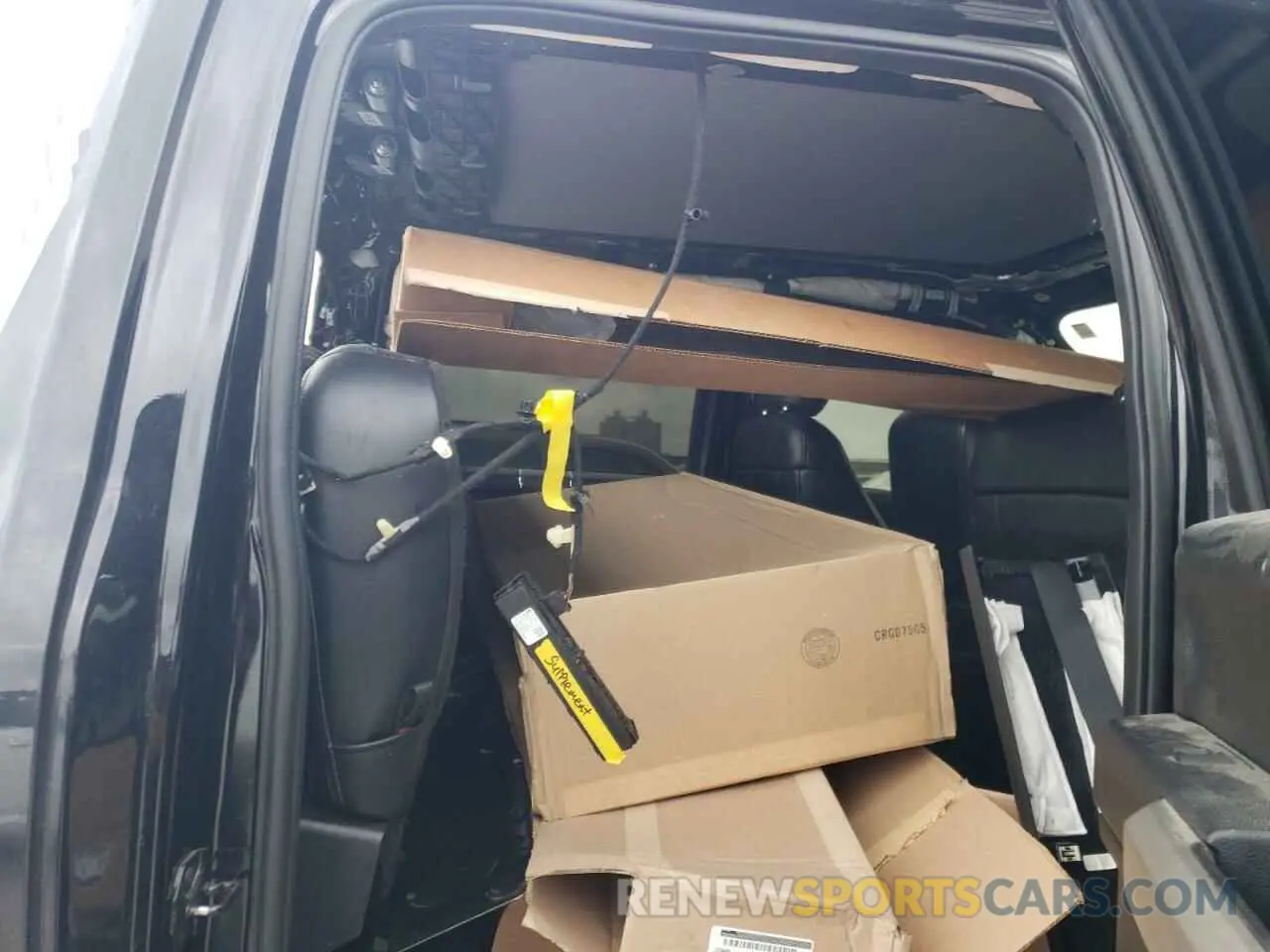 10 Photograph of a damaged car 1FT7W2BT8KEG83331 FORD F250 2019