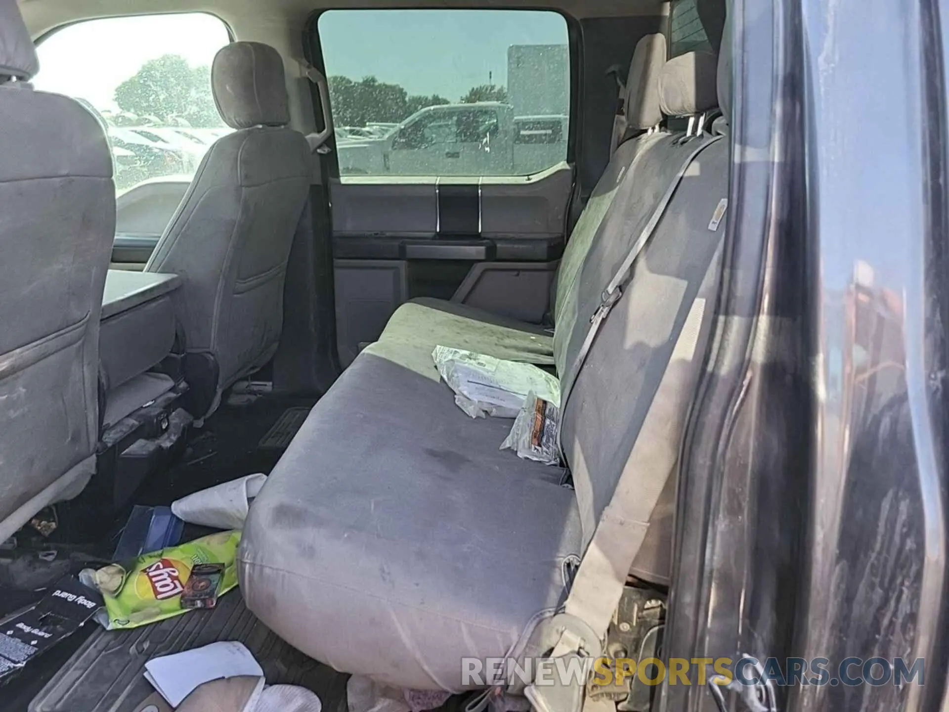 11 Photograph of a damaged car 1FT7W2BT9KEC61729 FORD F250 2019