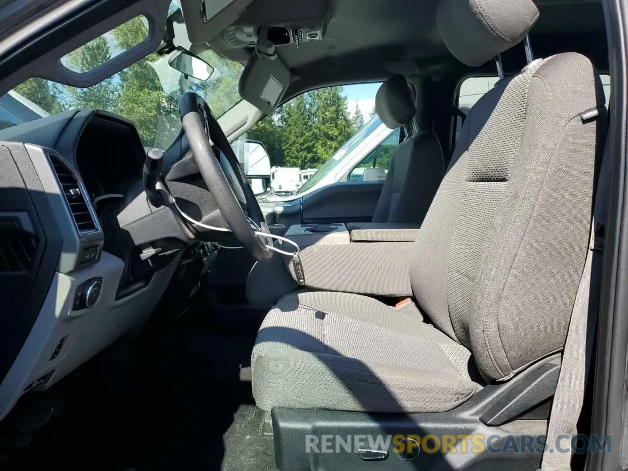 7 Photograph of a damaged car 1FT7W2BT9KEF69905 FORD F250 2019