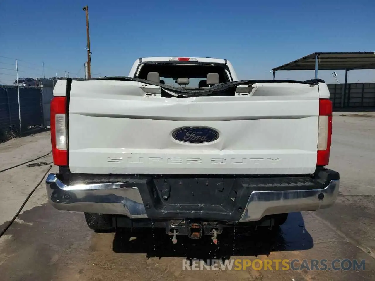 6 Photograph of a damaged car 1FT7W2BT9KEF79737 FORD F250 2019