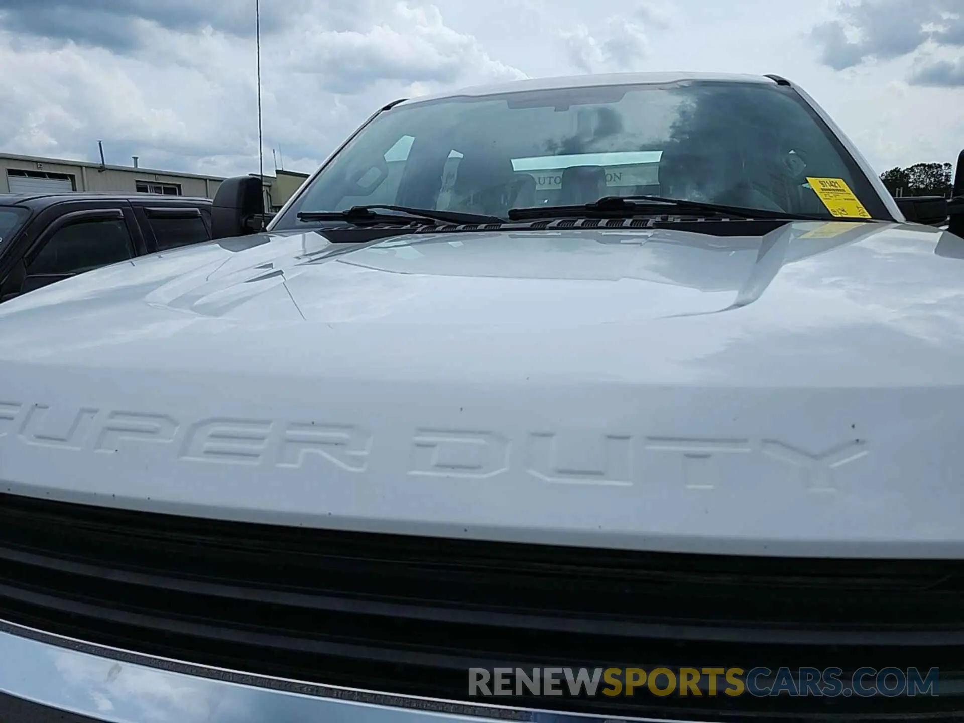 32 Photograph of a damaged car 1FT7W2BT9KEG47728 FORD F250 2019