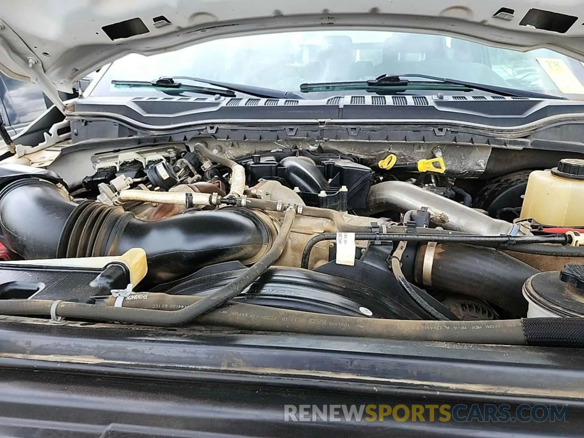 4 Photograph of a damaged car 1FT7W2BT9KEG47728 FORD F250 2019