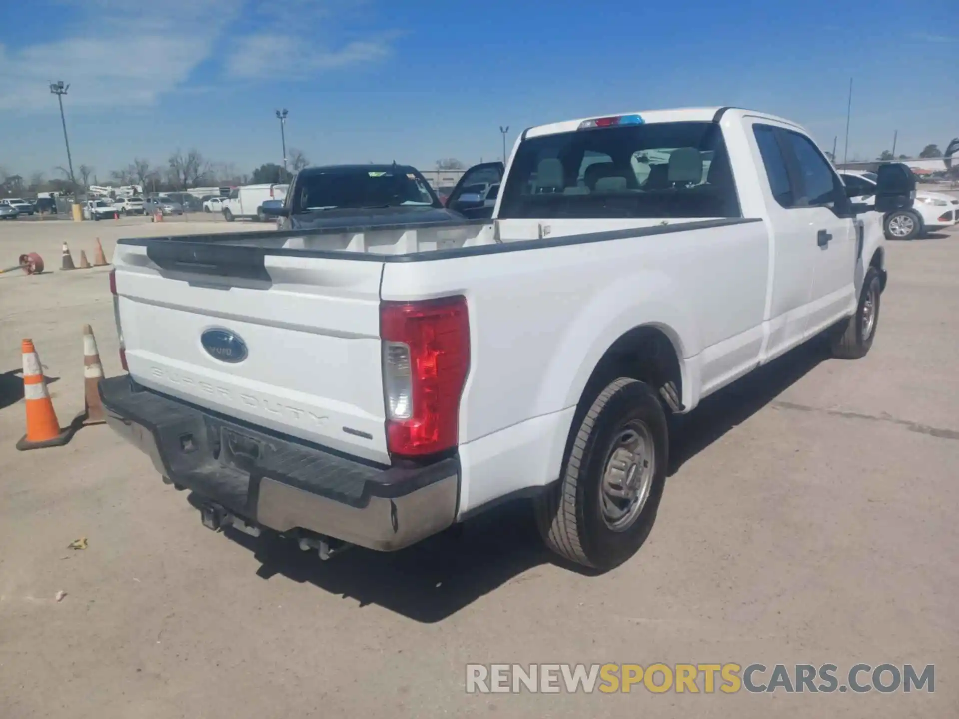 34 Photograph of a damaged car 1FT7X2A60KED14973 FORD F250 2019