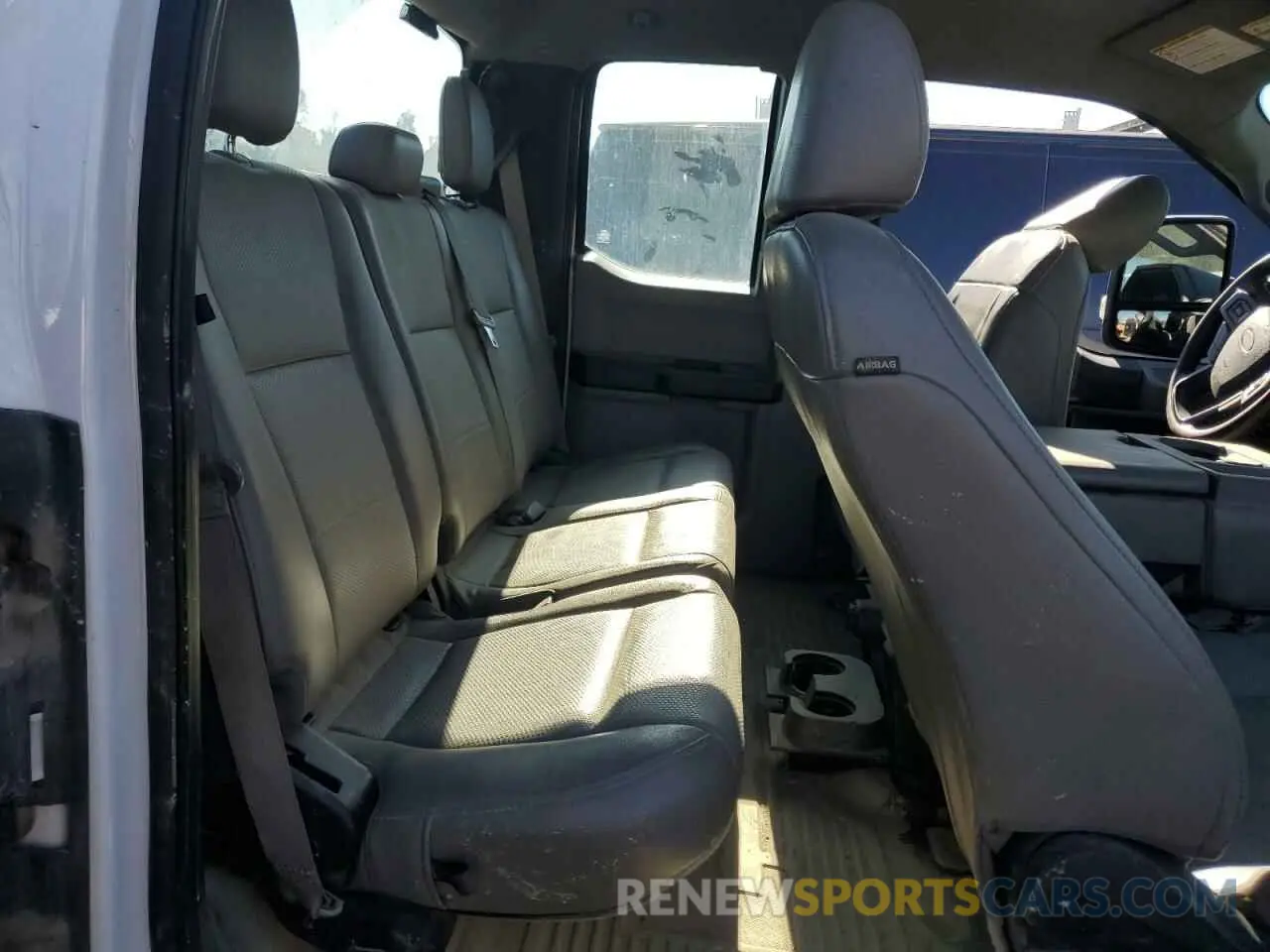 10 Photograph of a damaged car 1FT7X2A68KEG66277 FORD F250 2019