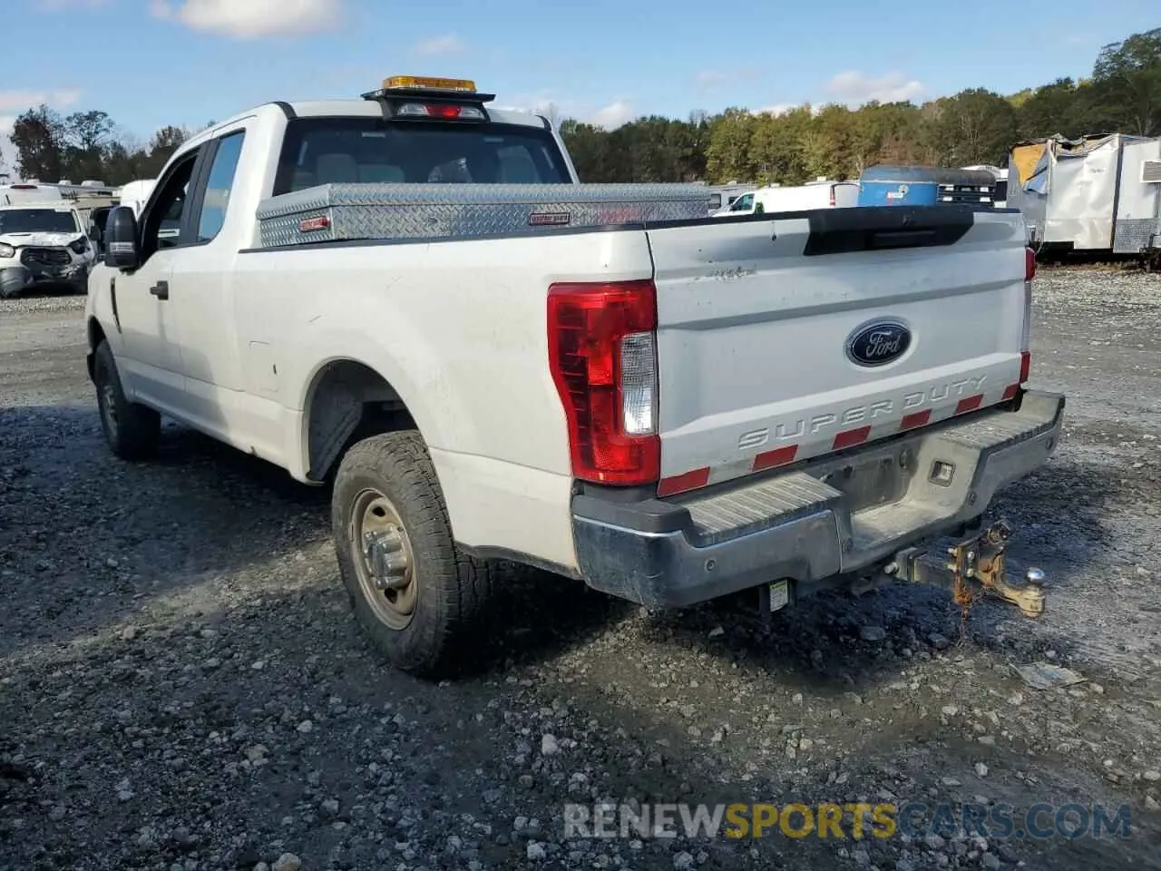 2 Photograph of a damaged car 1FT7X2A68KEG66277 FORD F250 2019